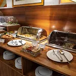 Ea Downtown Hotell