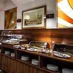 Ea Downtown Hotel 4*