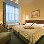 Ea Downtown 4*