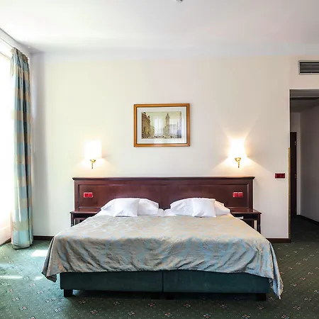 Hotell Ea Downtown Prag