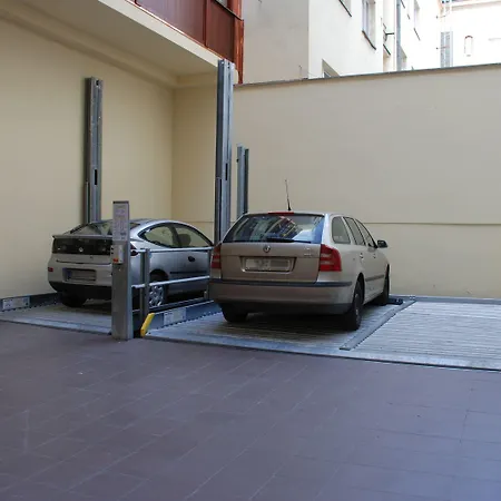 Ea Downtown Hotel 4*