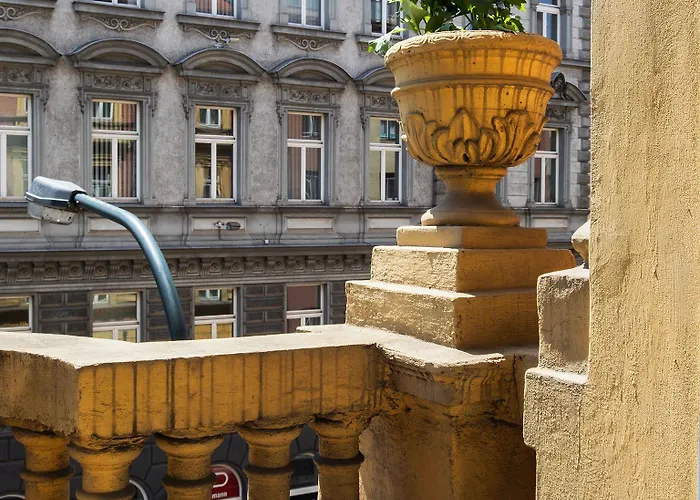 Ea Downtown 4* Praga