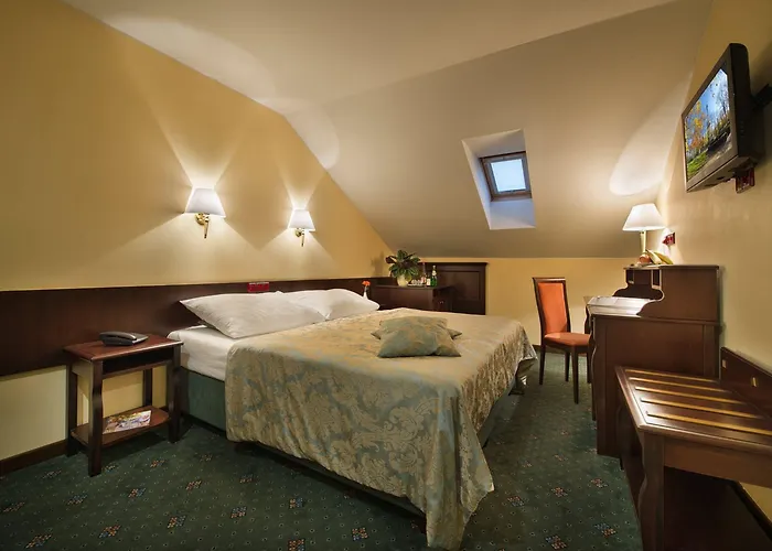 Ea Downtown Hotel 4*