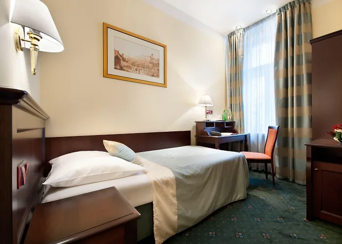 Ea Downtown Hotel 4*