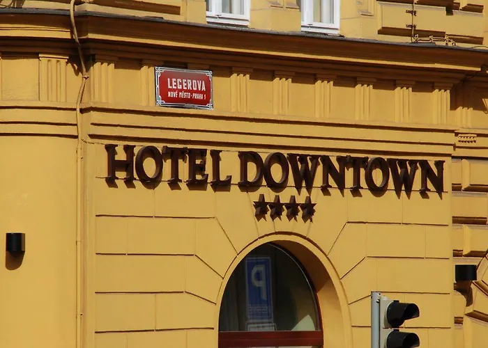 Ea Downtown 4*