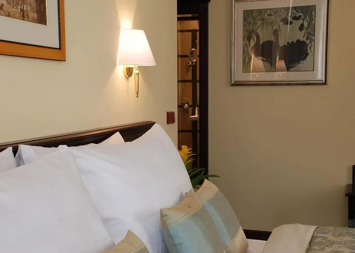 Ea Downtown 4* Praga