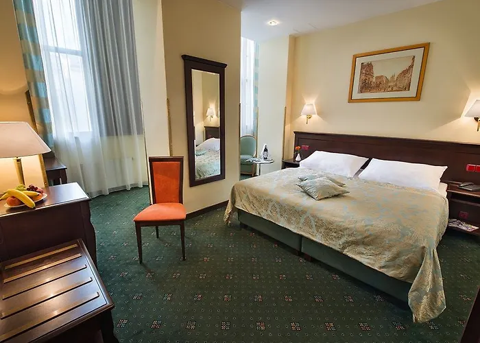 Ea Downtown Hotel 4*